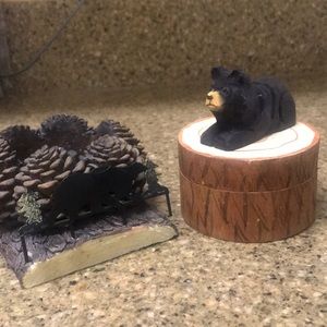 Bear pine cone candle holder and wooden box